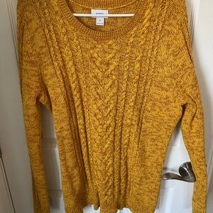 Old Navy Sweater